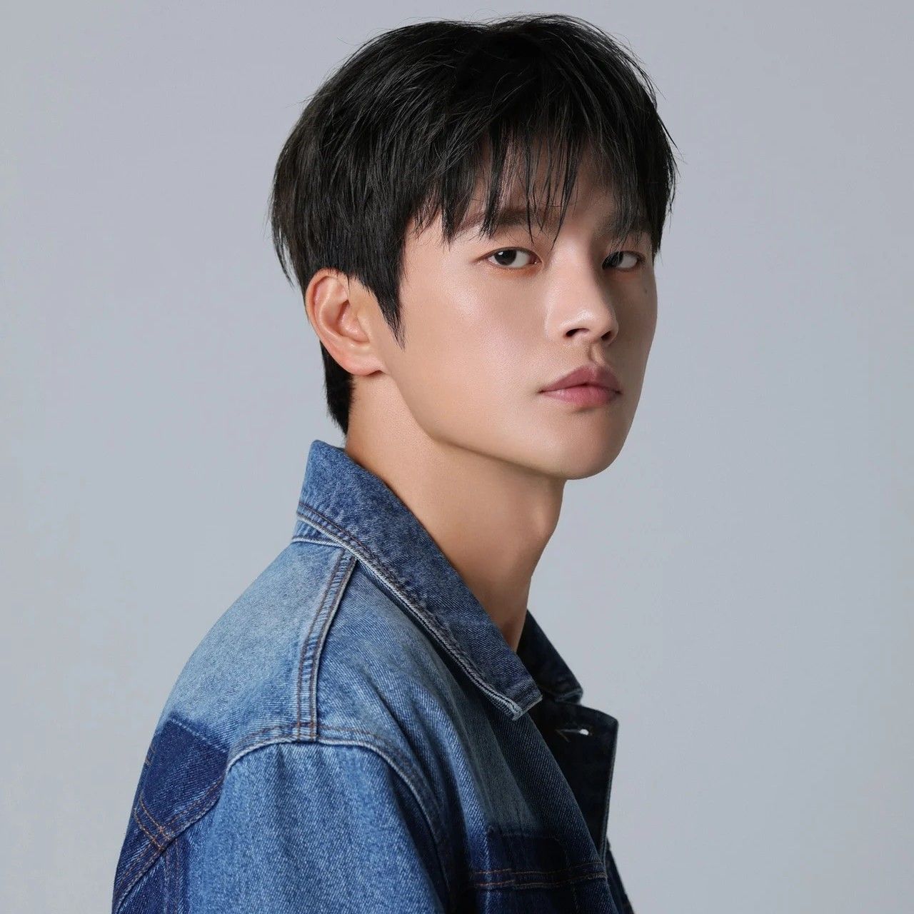 Recent activity shot of Seo Inguk