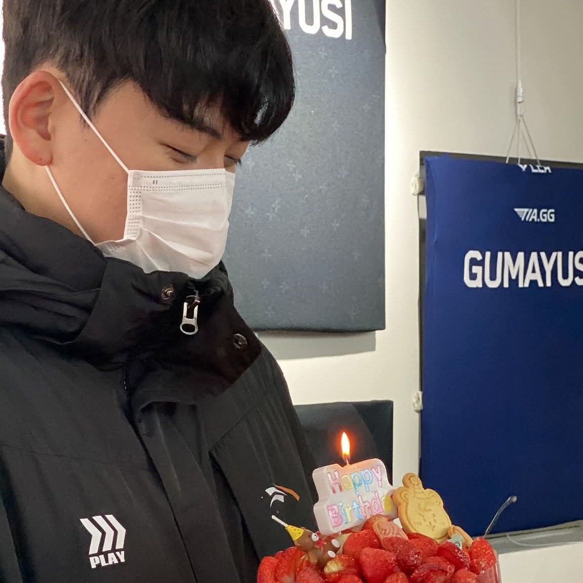 Cuplikan di balik layar dari Gumayusi