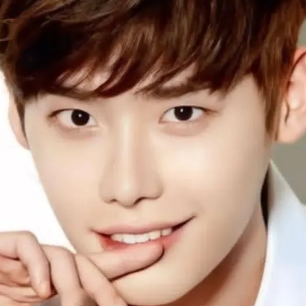 Top moment of Lee Jongsuk selected by the fandom