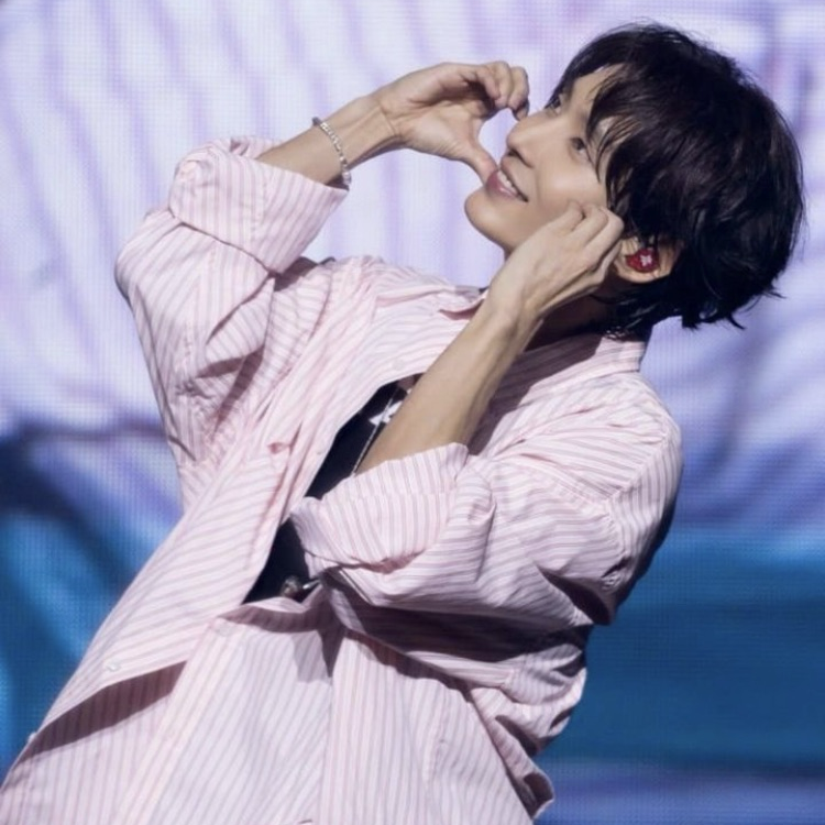 Behind-the-scenes cut of Lee Joongi