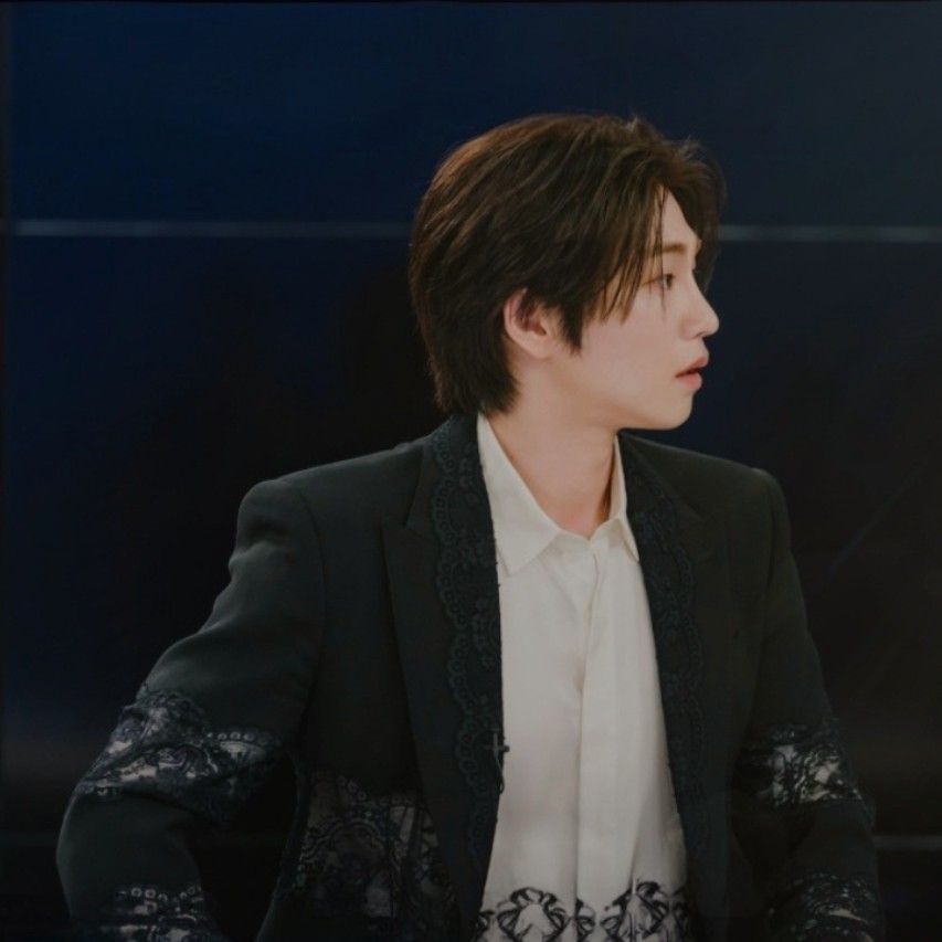 A moment captured by a fan of Kim Jaeyoung