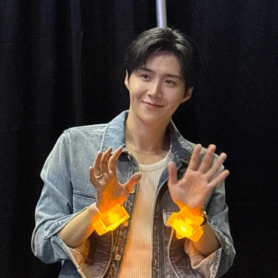 Behind-the-scenes cut of Kim Seonho