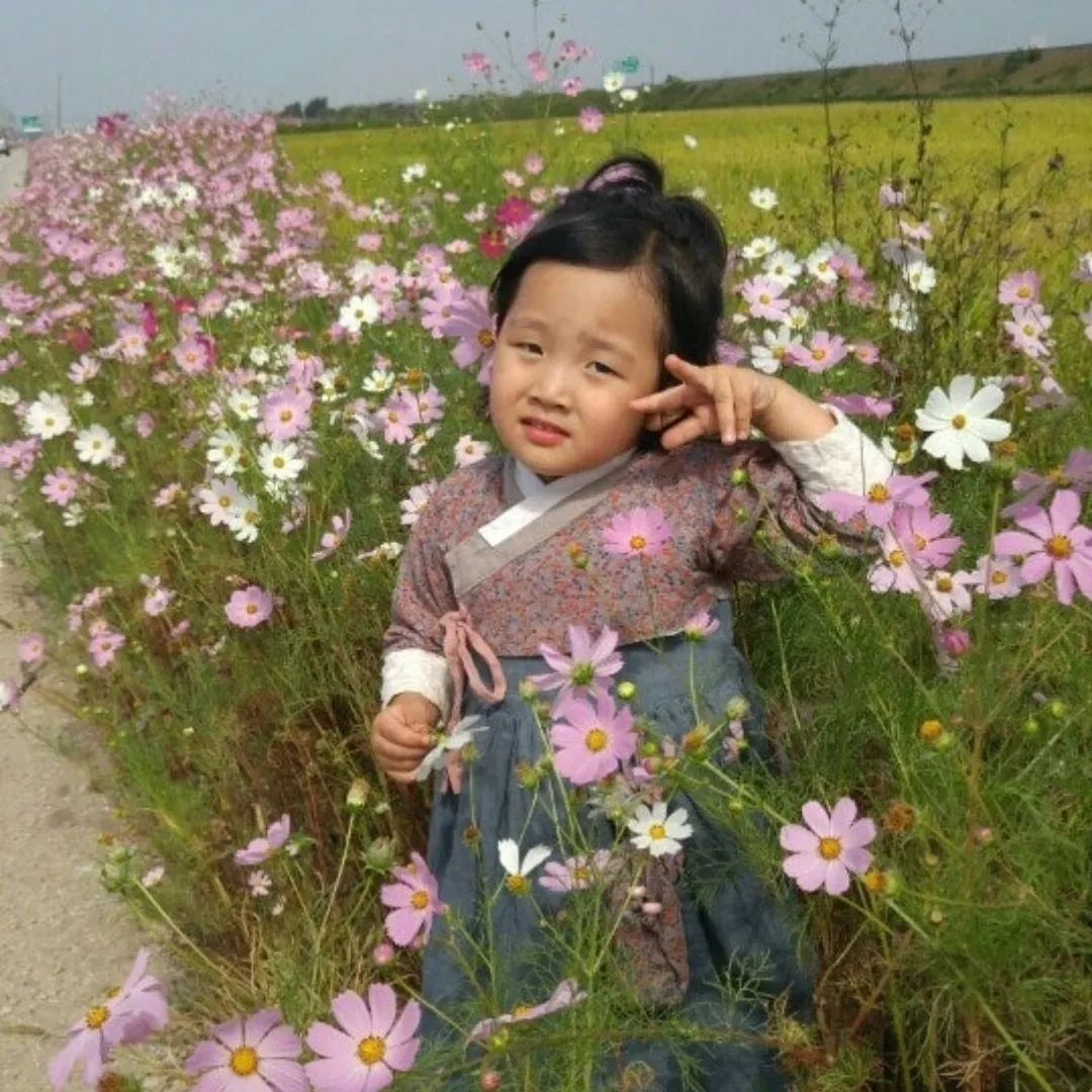 Recent activity shot of Kim Taeyeon