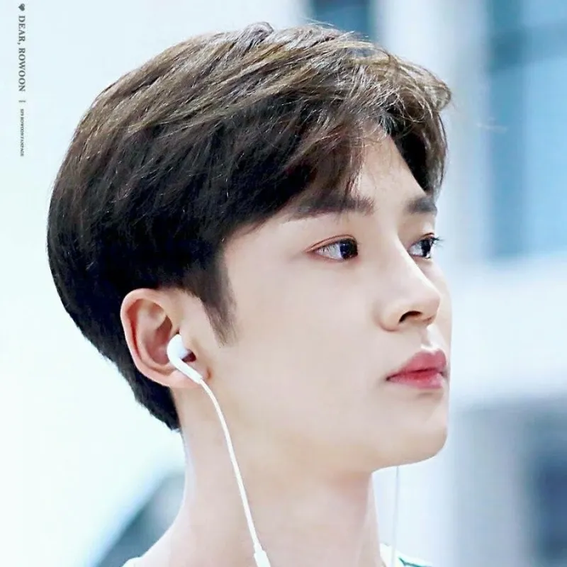Momen yang diabadikan oleh penggemar Rowoon