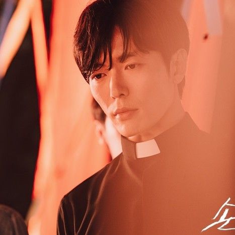 A moment captured by a fan of Kim Jaewook