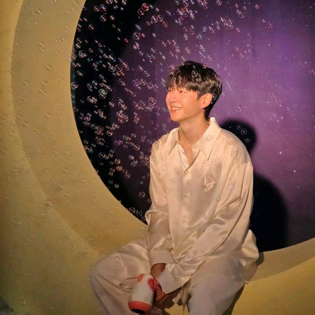 丁海寅的最新照片