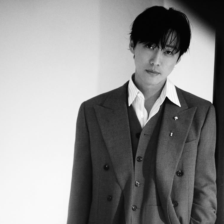 Latest photo of Namkoong Min