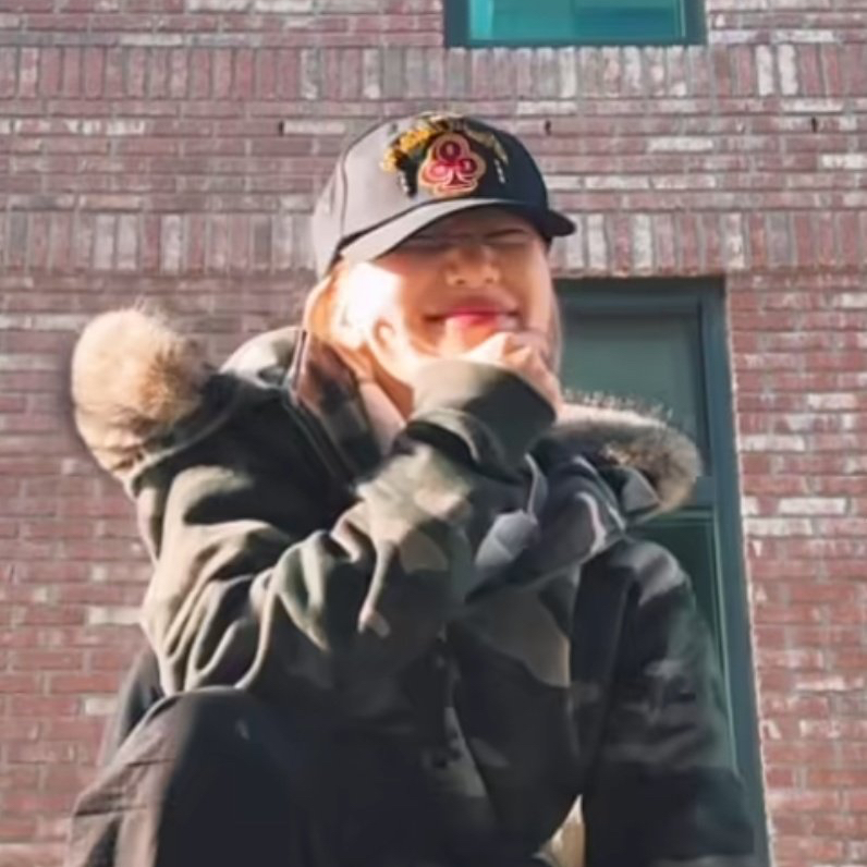 A moment captured by a fan of BADA