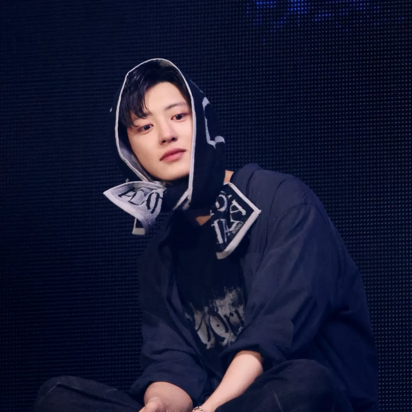 Behind-the-scenes cut of Chanyeol