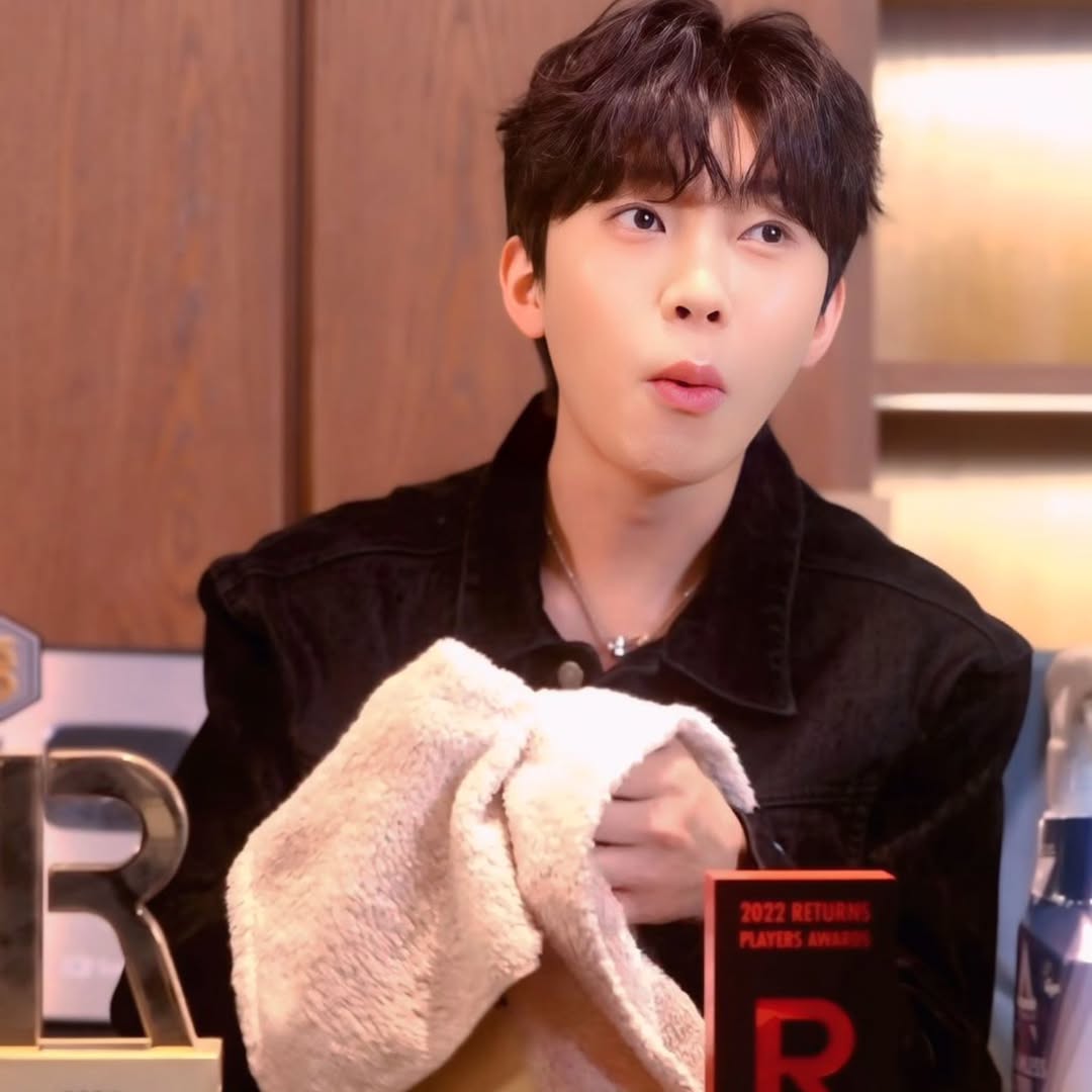 Foto terbaru dari Lim Youngwoong