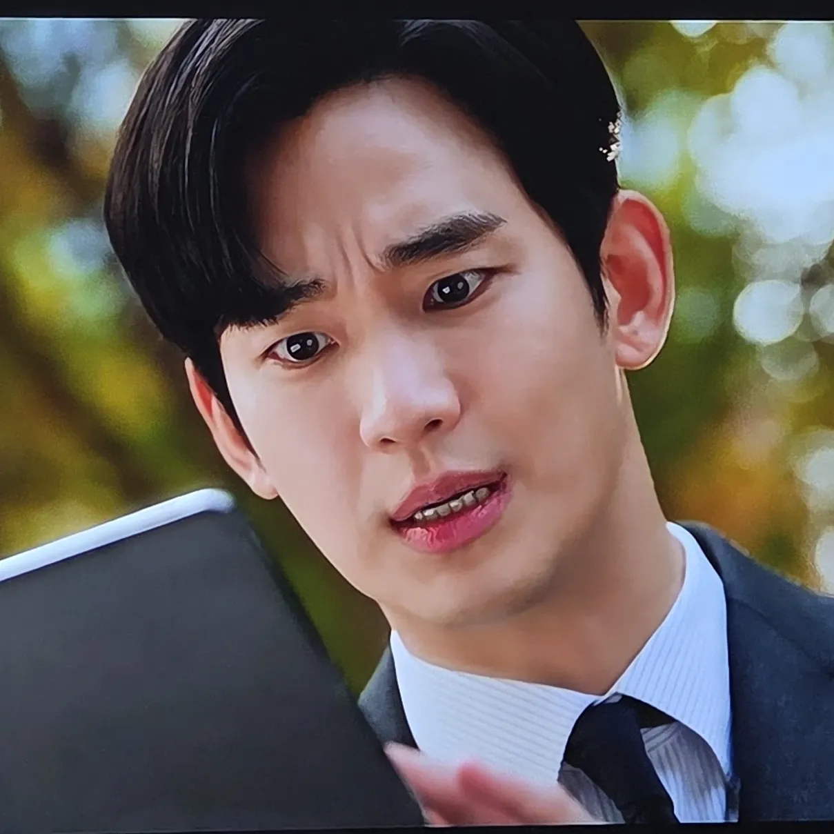 Recent activity shot of Kim Soohyun