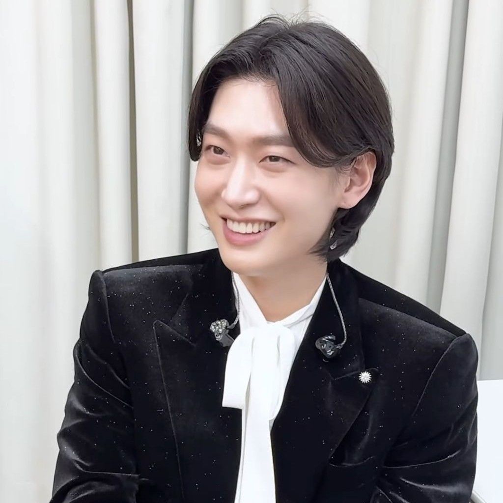 Momen yang diabadikan oleh penggemar Kim Yongbin