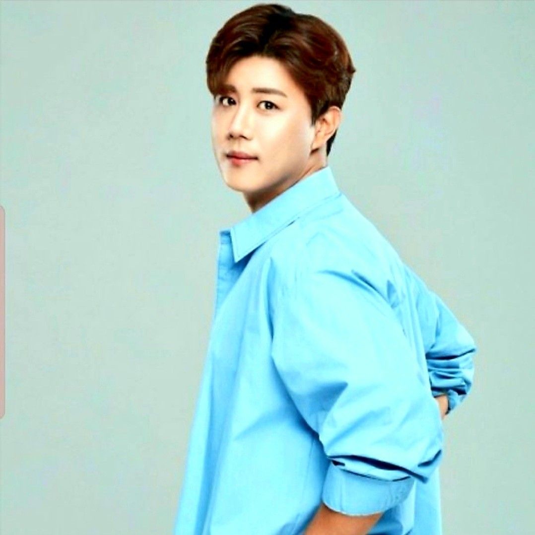 진해성의 비하인드 컷