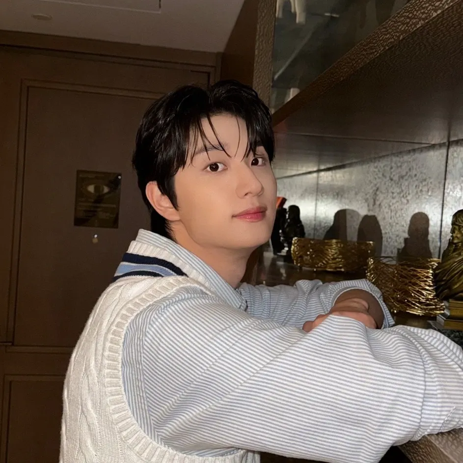 Recent activity shot of Kim Jaewon