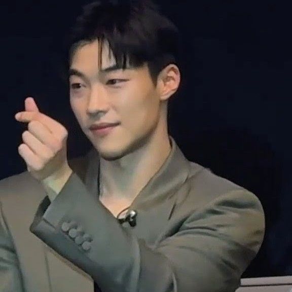 Recent activity shot of Woo Dohwan