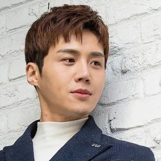 김선호 최근 활동샷