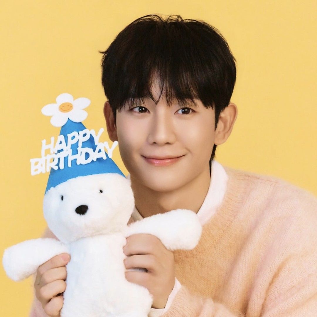 정해인 최근 활동샷