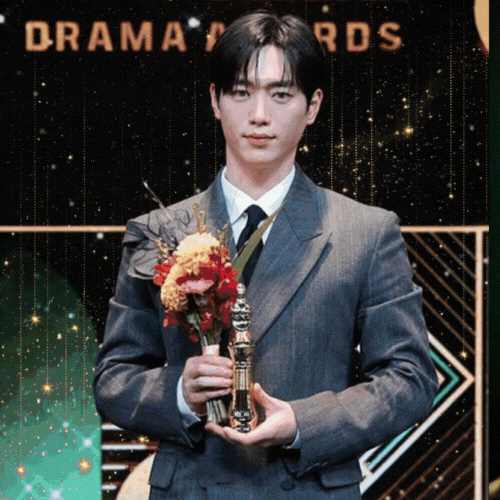 Behind-the-scenes cut of Seo Kangjoon