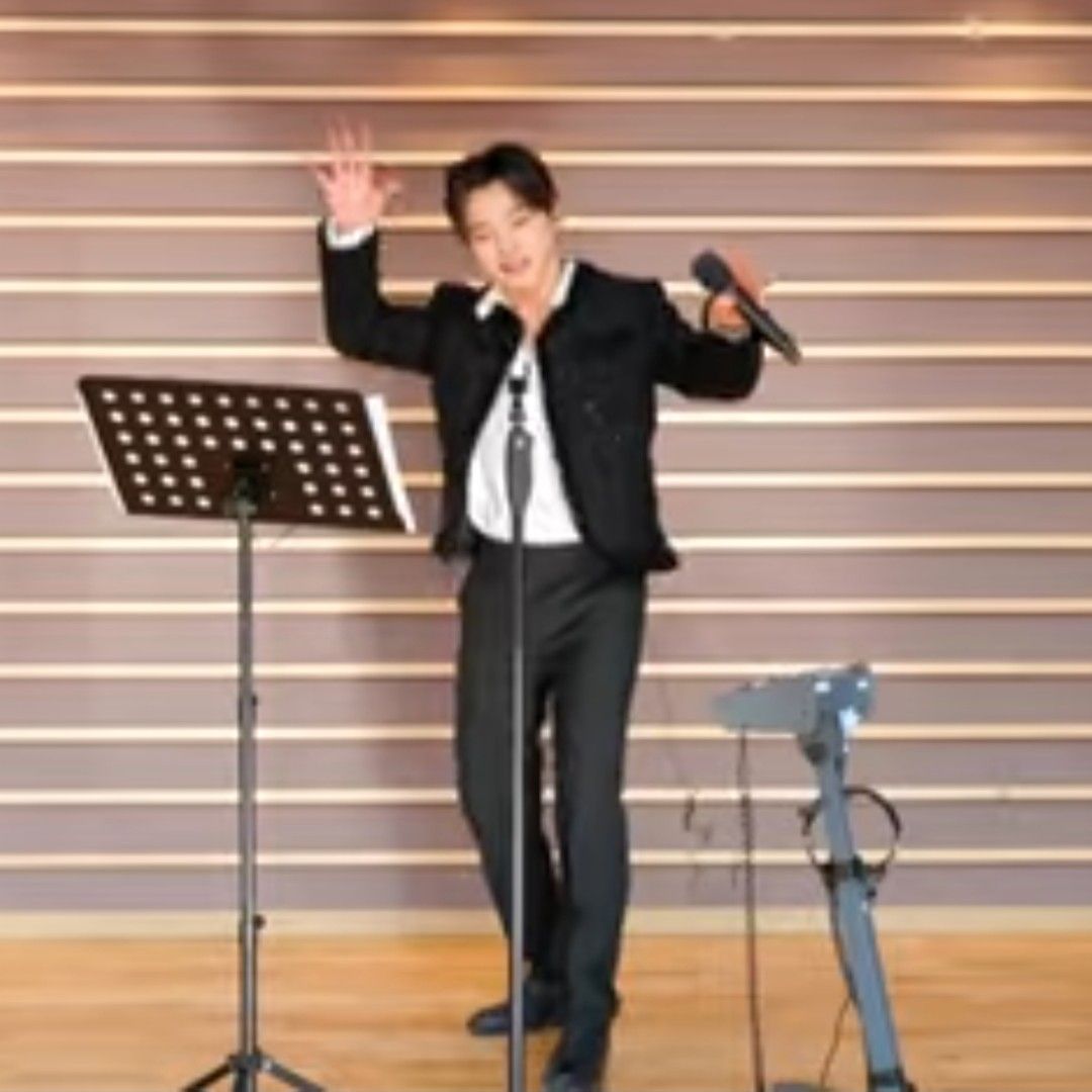 Latest photo of Seong Ri