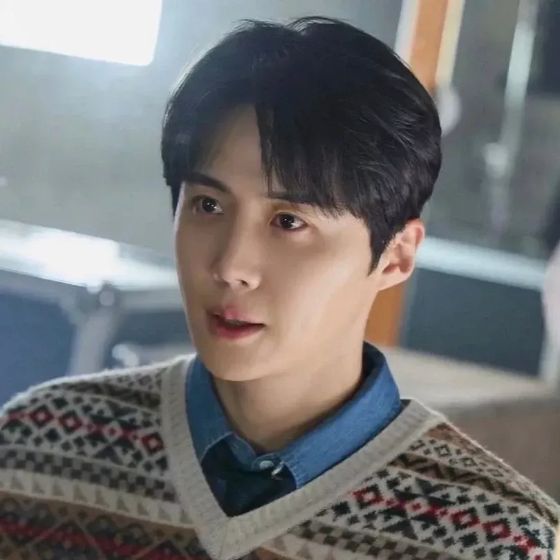 Latest photo of Kim Seonho
