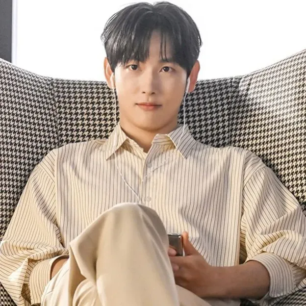 Behind-the-scenes cut of Yim Siwan