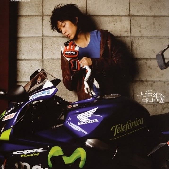 Cuplikan di balik layar dari Lee Joongi