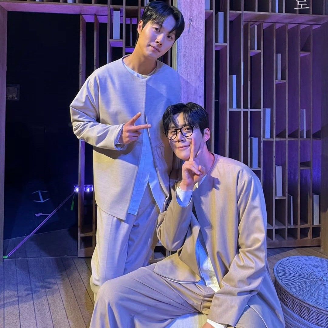 金宣虎的最新照片