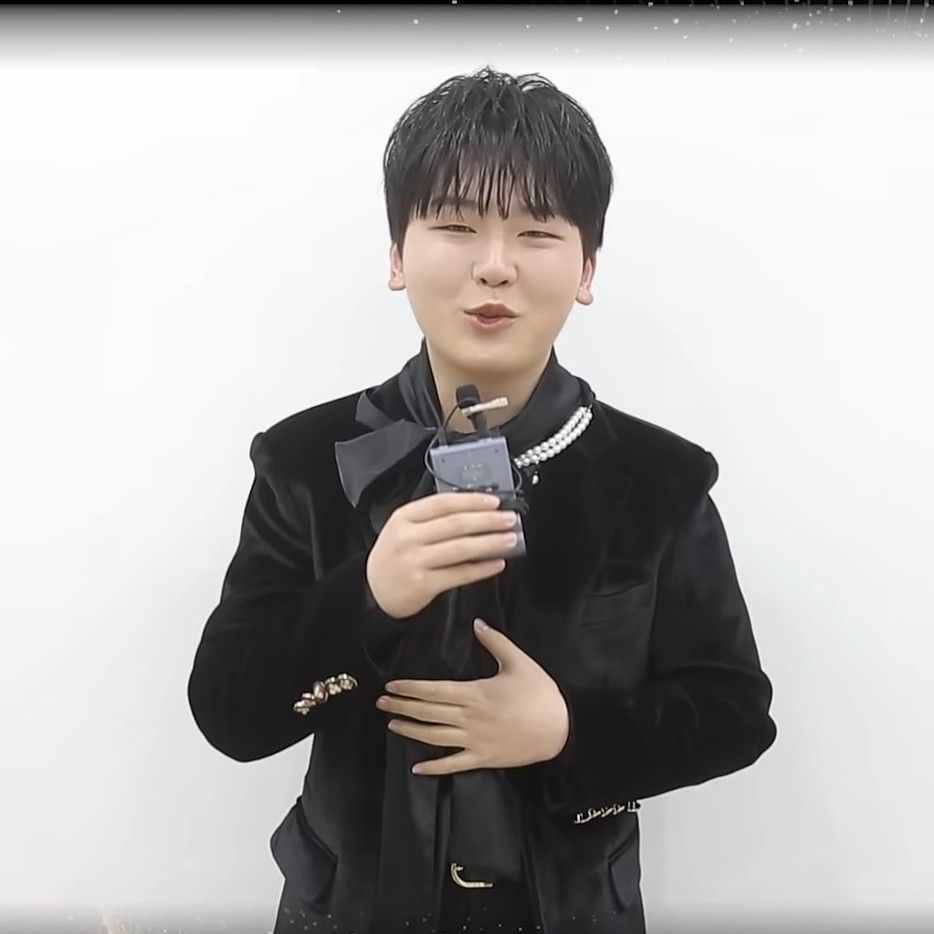 Recent activity shot of Park Sungon