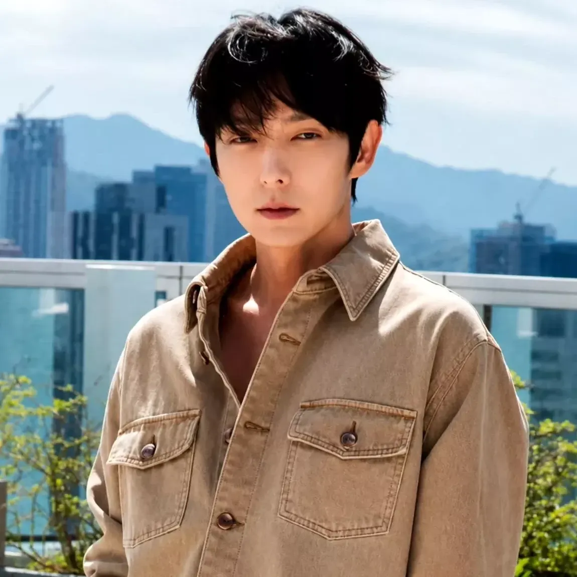 Latest photo of Lee Joongi