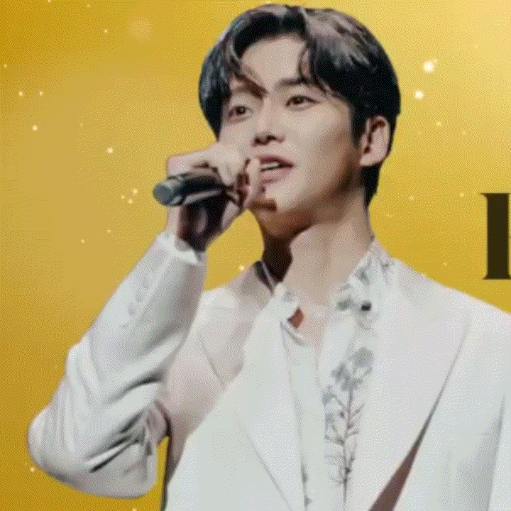 路云的最新照片