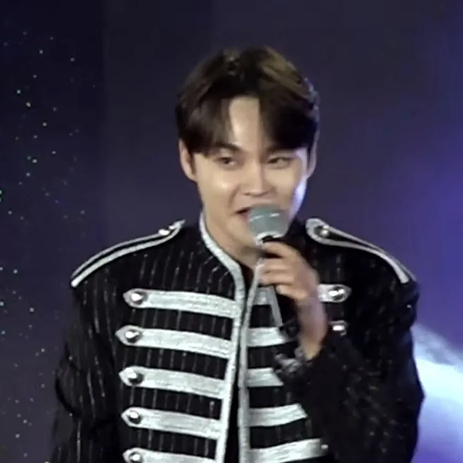 박서진의 비하인드 컷