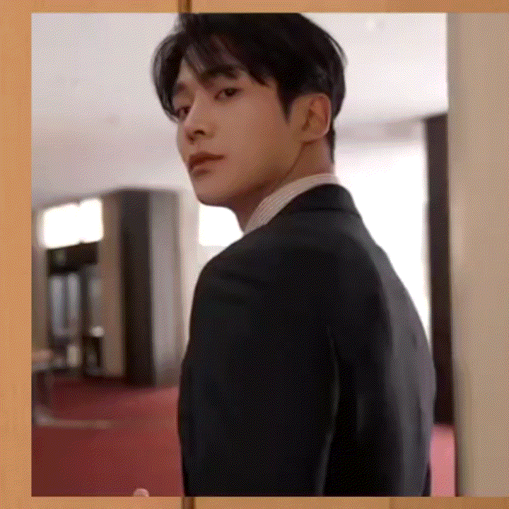 路云的最新照片