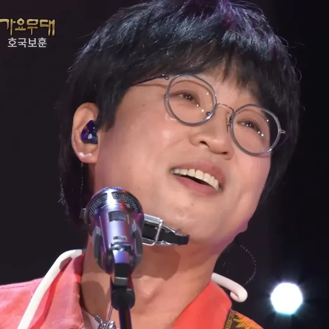 Recent activity shot of Bak Changgeun