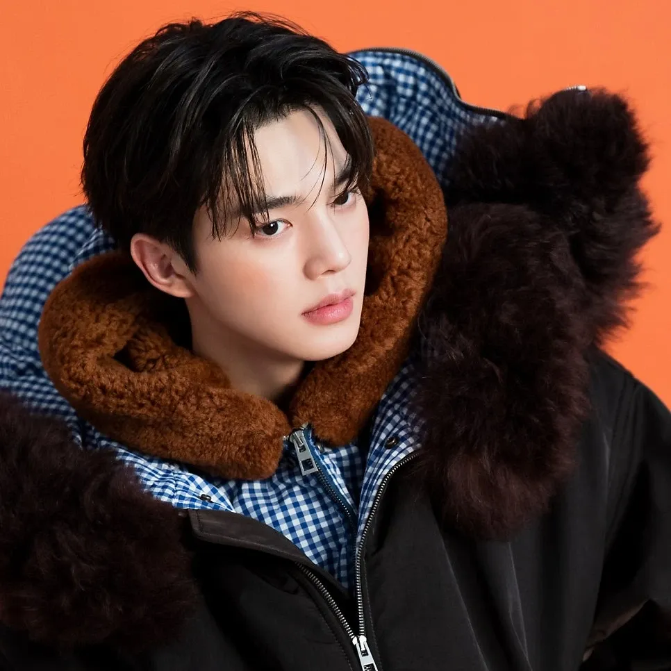 Behind-the-scenes cut of Song Kang
