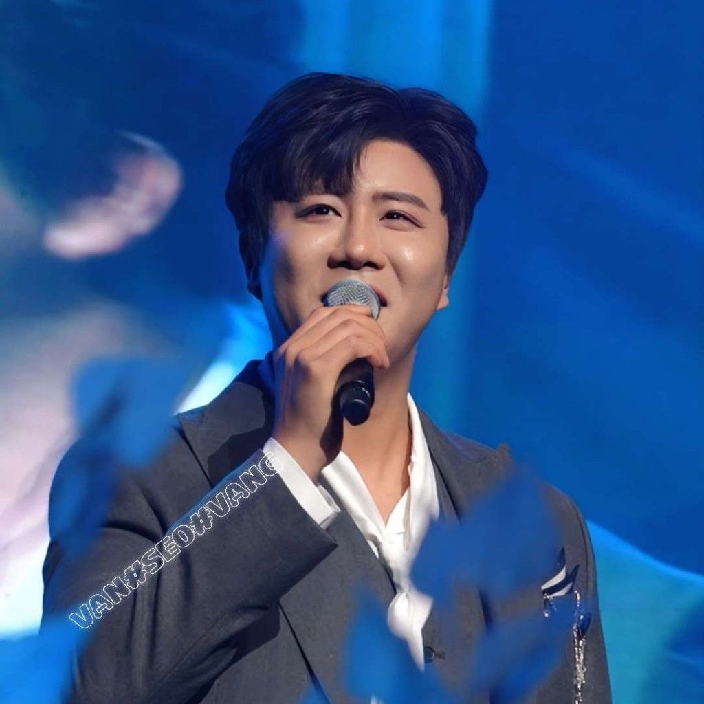 チン・ヘソンの最新写真