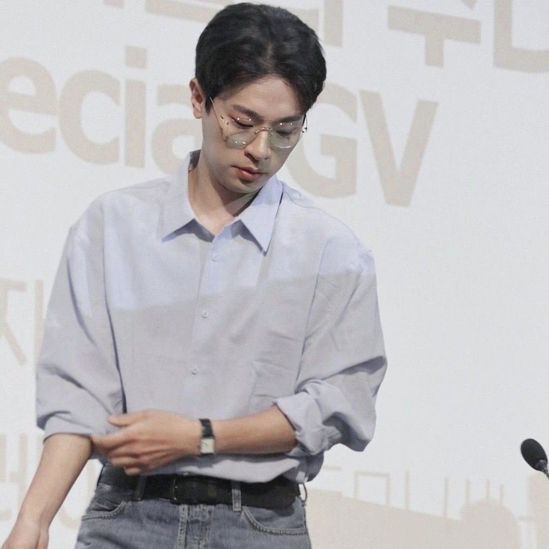 Recent activity shot of Park Jeongmin