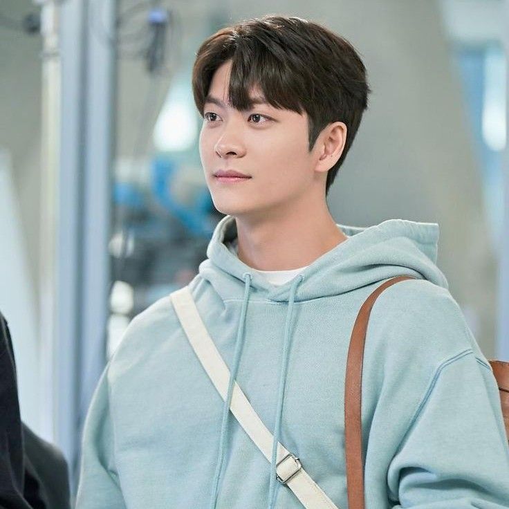 Latest photo of Kang Taeoh