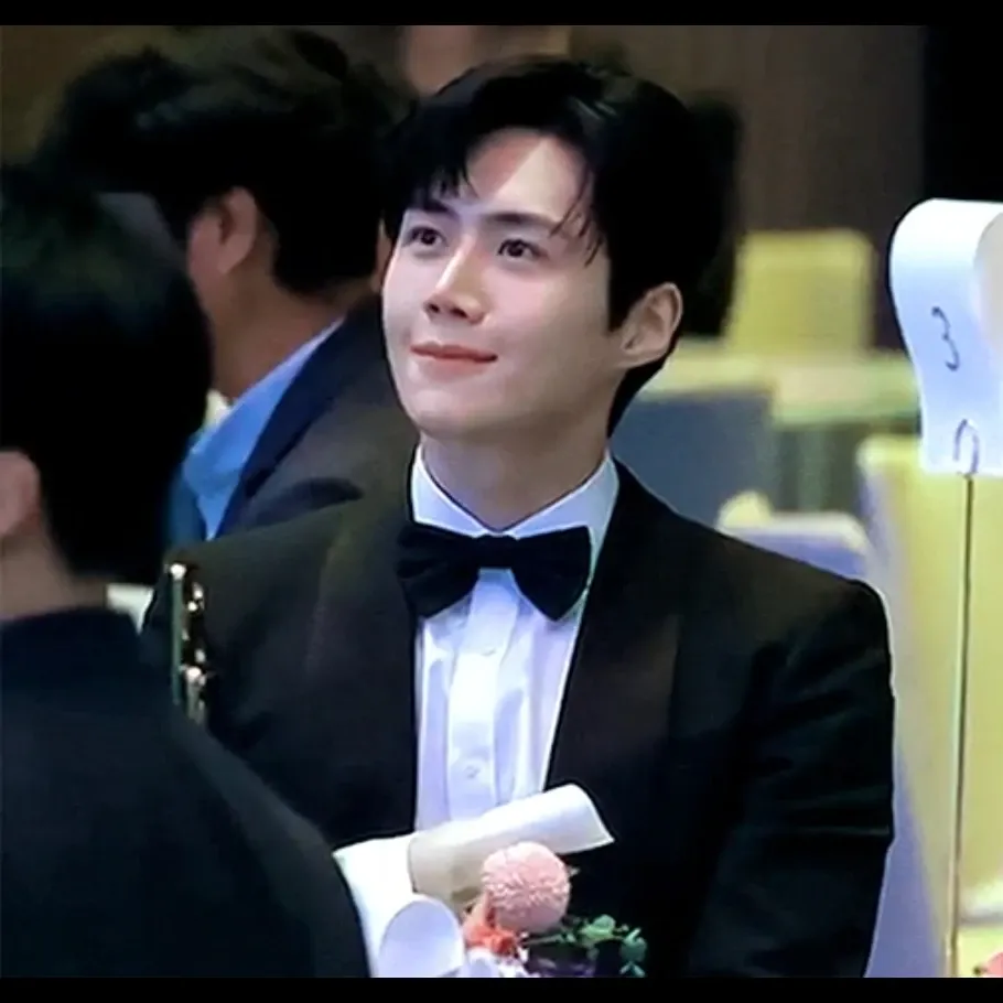 Cuplikan di balik layar dari Kim Seonho