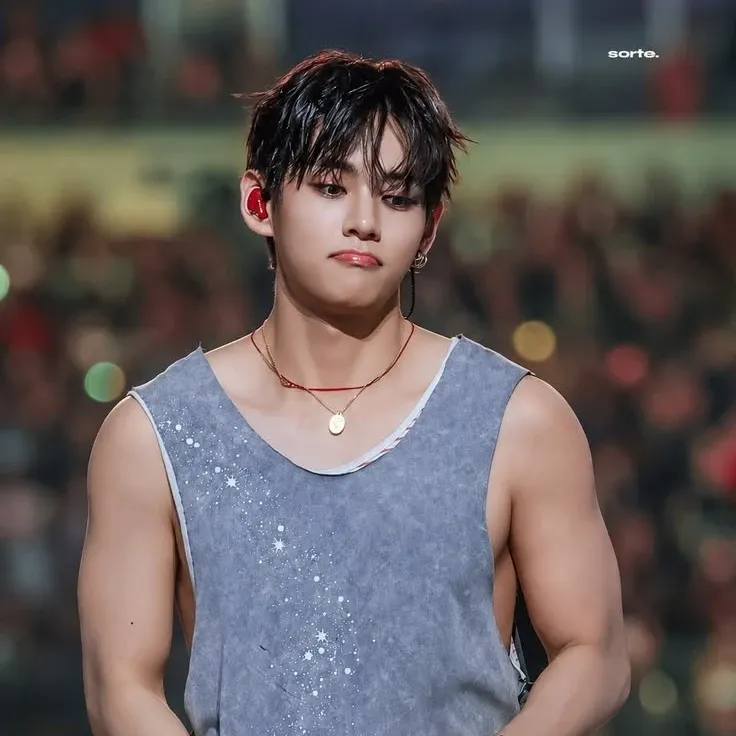Latest photo of Kim Taehyung (V)