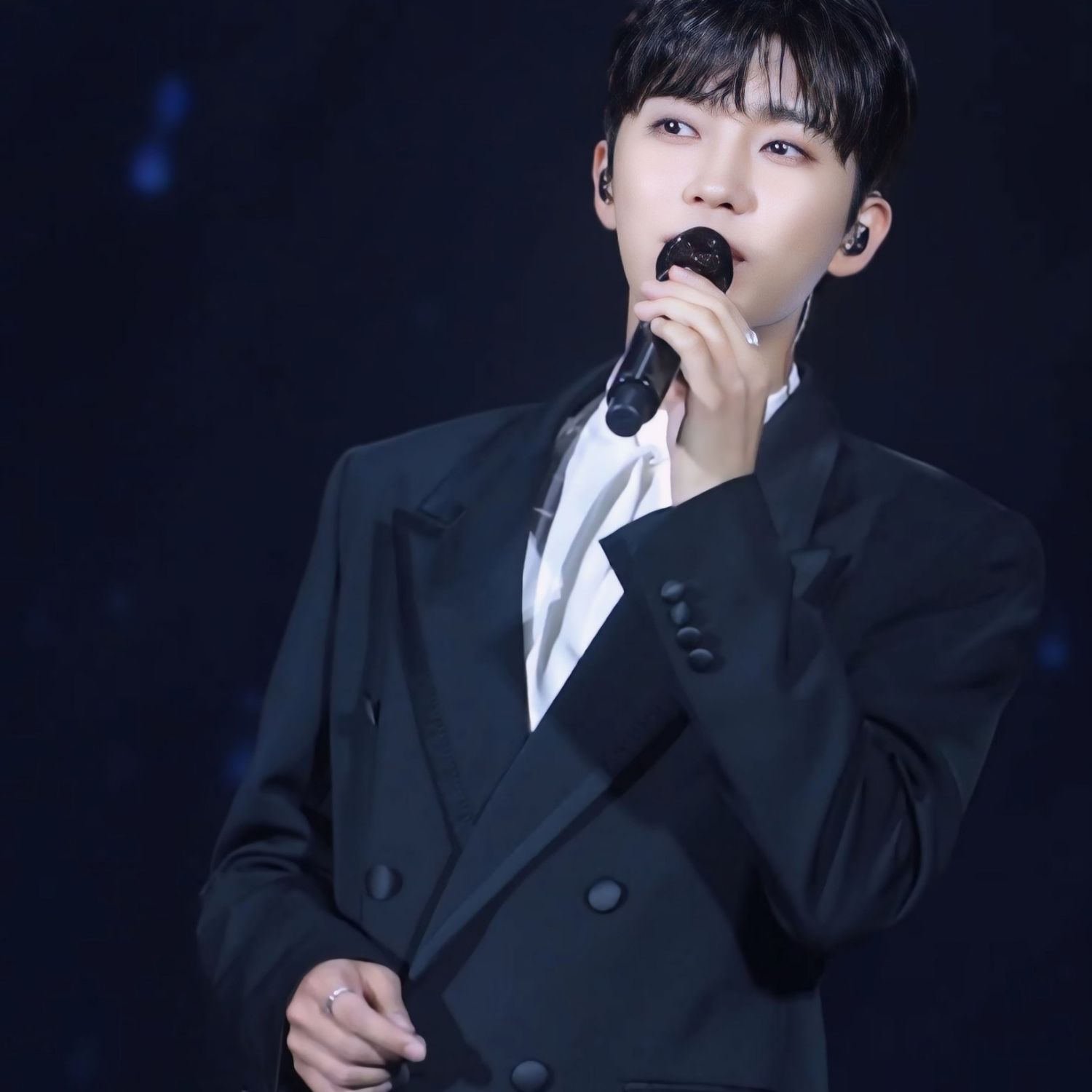 Foto terbaru dari Lim Youngwoong