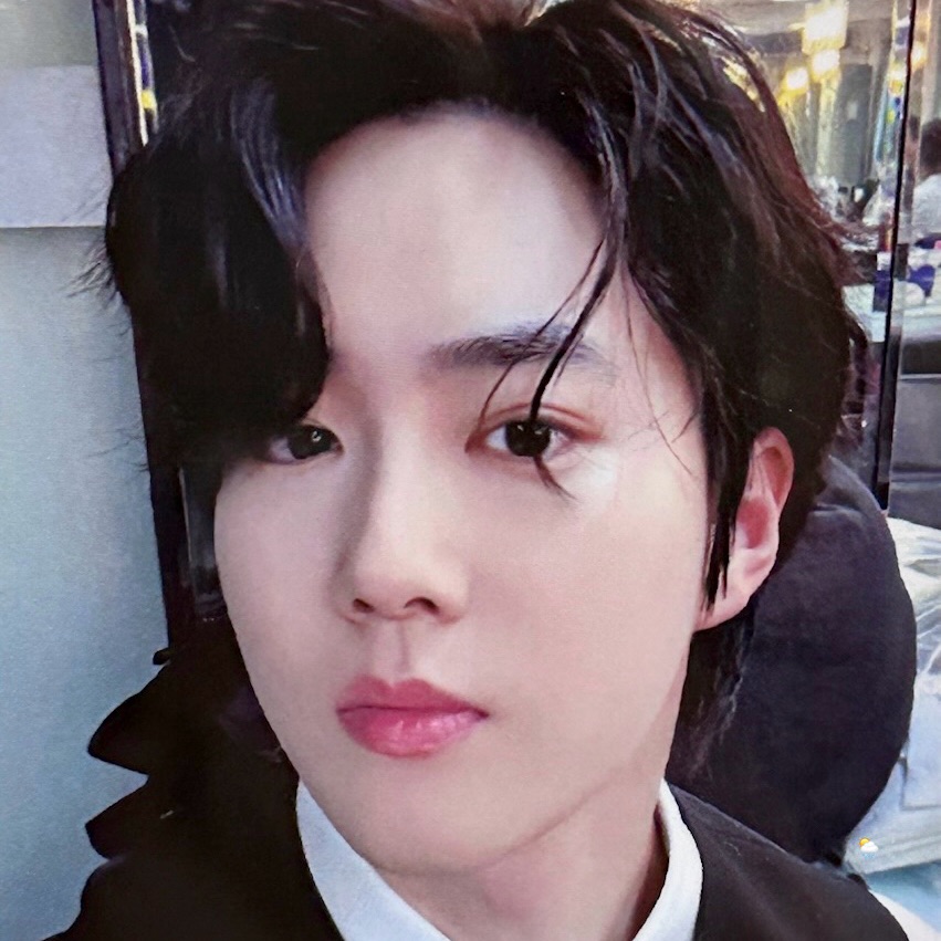 A moment captured by a fan of Suho