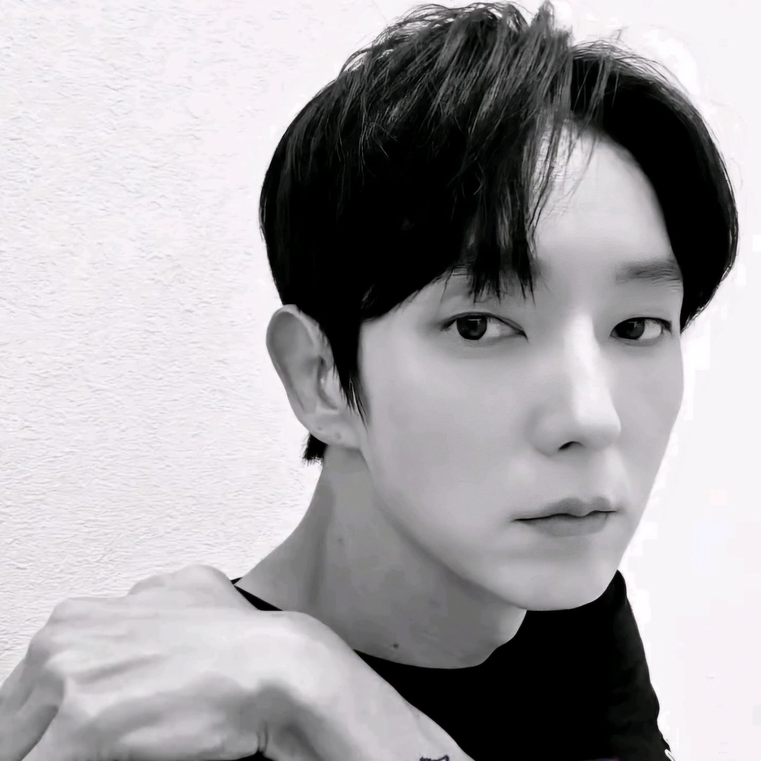 Latest photo of Lee Joongi