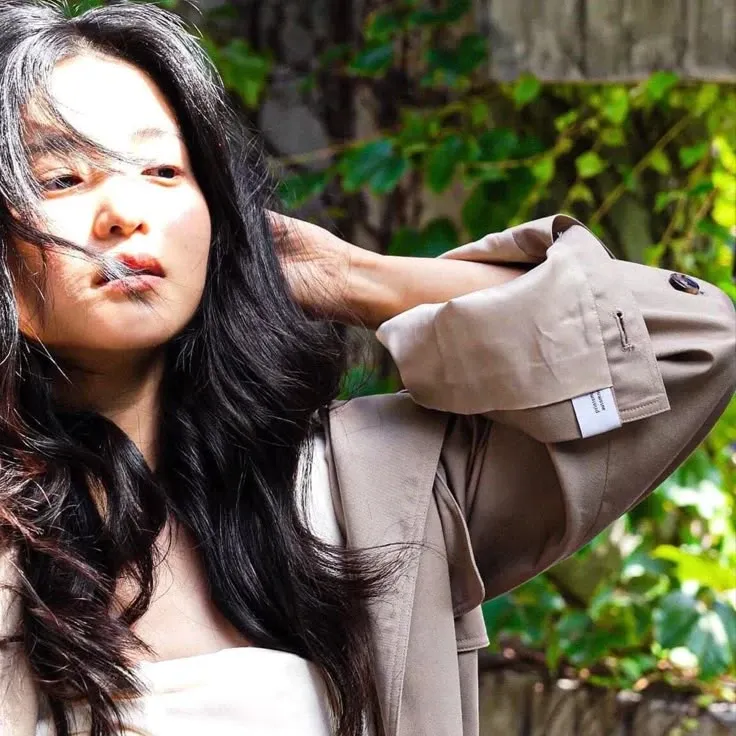 Behind-the-scenes cut of Kim Taeri