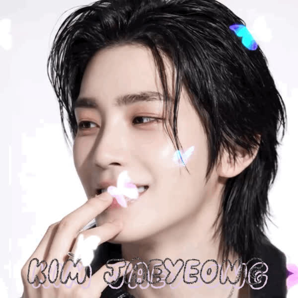 今日Choeaedol Celebで輝くキム・ジェヨンの代表写真