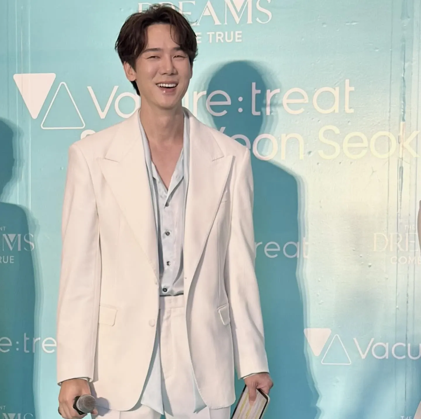 Recent activity shot of Yoo Yeonseok