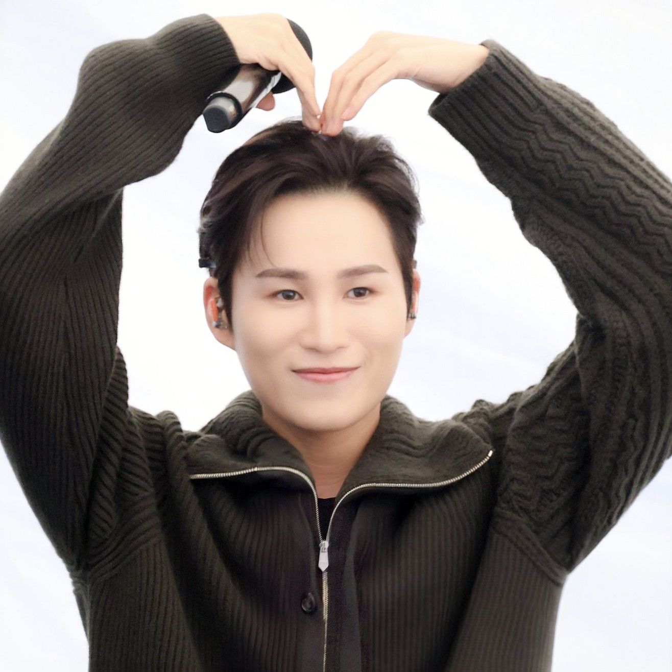 金熙栽的最新照片