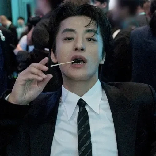 Top moment of Koo Kyohwan selected by the fandom