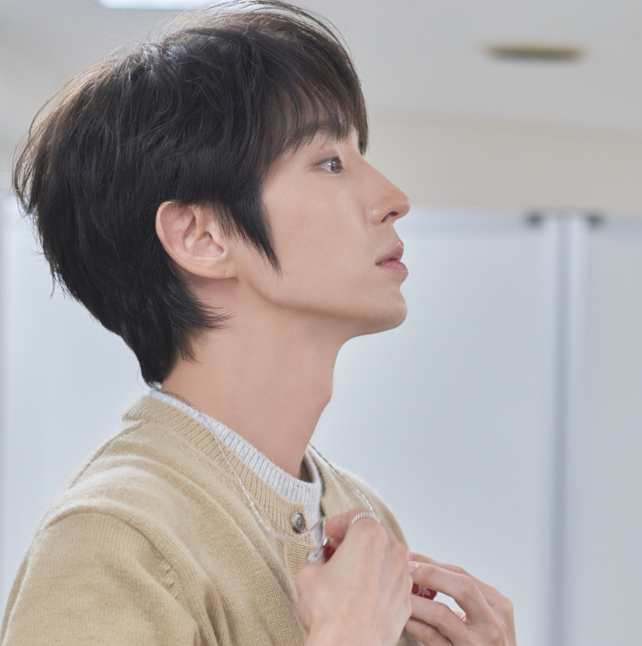 Latest photo of Lee Joongi