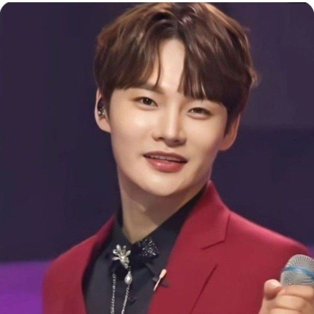 パク・ソジンの最近の活動ショット