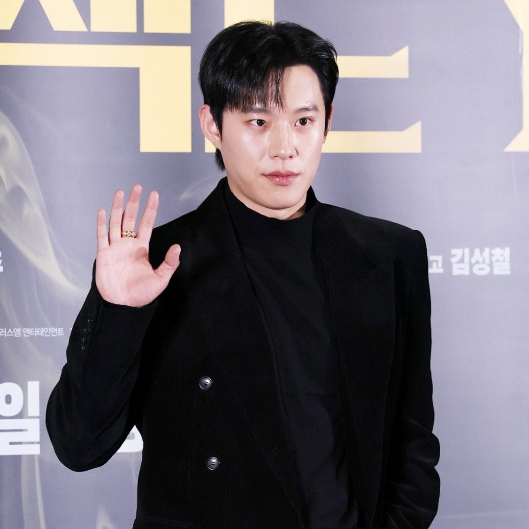 Recent activity shot of Kim Sungcheol